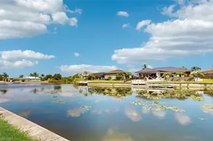 1341 NE 2nd St, Cape Coral, FL 33909 - Photo 5