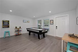 27218 Barefoot Ln, Bonita Springs, FL 34135 - Photo 5