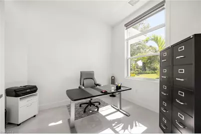 909 8th St SE, Naples, FL 34117 - Photo 17