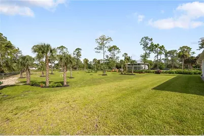 909 8th St SE, Naples, FL 34117 - Photo 33