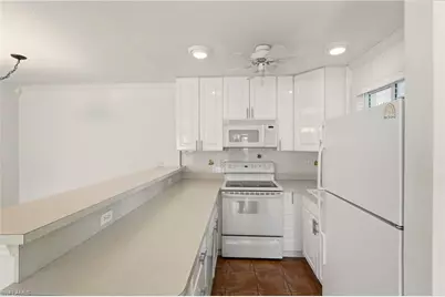 766 Central Ave. #113, Naples, FL 34102 - Photo 11