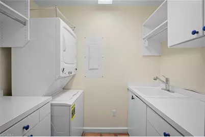 500 Tierra Mar Ln E, Naples, FL 34108 - Photo 35