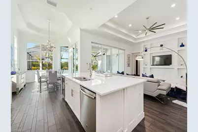 6399 Warwick Ave, Naples, FL 34113 - Photo 7