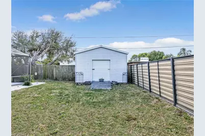 2142 Crystal Dr, Fort Myers, FL 33907 - Photo 33