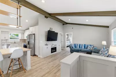 3612 SW 6th Pl, Cape Coral, FL 33914 - Photo 9