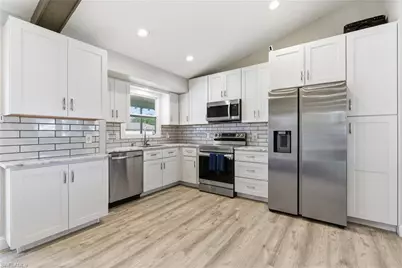 3612 SW 6th Pl, Cape Coral, FL 33914 - Photo 13