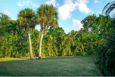 102 Sharwood Dr, Naples, FL 34110 - Photo 35