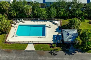 900 Henderson Creek Dr, Naples, FL 34114 - Photo 37