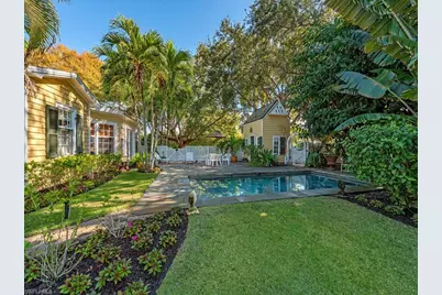 186 1st Ave S, Naples, FL 34102 - Photo 9