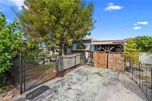 5 Henderson Dr, Naples, FL 34114 - Photo 3