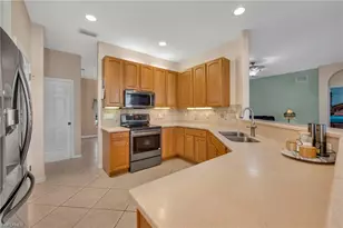 3685 Yosemite Ct, Naples, FL 34116 - Photo 7