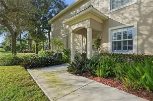 3405 Laurelgreens Ln S, Naples, FL 34119 - Photo 13