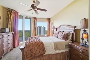 1060 Borghese Ln, Naples, FL 34114 - Photo 23