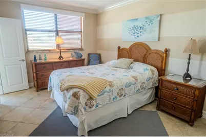 803 River Point Dr #105B, Naples, FL 34102 - Photo 25