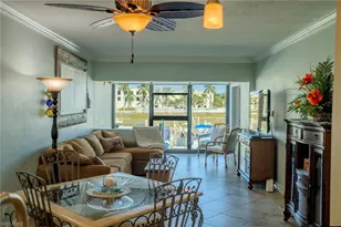 803 River Point Dr, Naples, FL 34102 - Photo 13