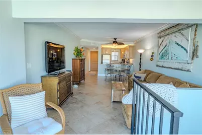 803 River Point Dr #105B, Naples, FL 34102 - Photo 9