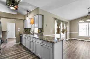 10570 Regent Cir, Naples, FL 34109 - Photo 13