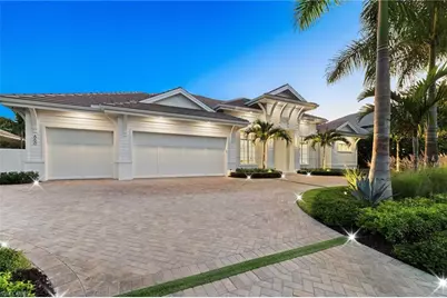 660 Wedge Dr, Naples, FL 34103 - Photo 15