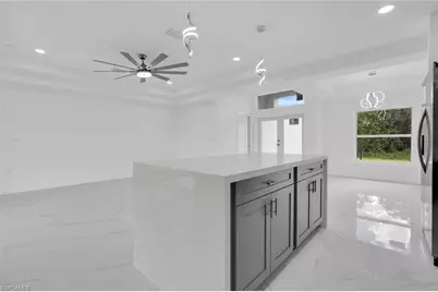 1021 Pilgrim St E, Lehigh Acres, FL 33974 - Photo 7