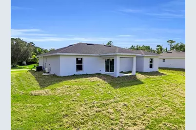 1021 Pilgrim St E, Lehigh Acres, FL 33974 - Photo 35