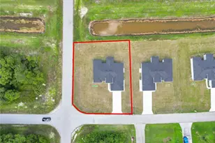 1021 Pilgrim St E, Lehigh Acres, FL 33974 - Photo 3