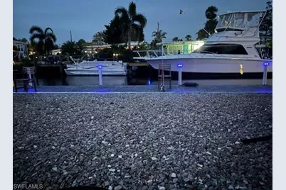 2228 Marina Park Dr, Fort Myers, FL 33905 - Photo 19