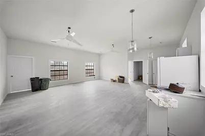 19560 Spicewood Ln, Fort Myers, FL 33908 - Photo 7