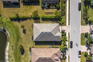 28000 Captiva Shell Loop, Bonita Springs, FL 34135 - Photo 29