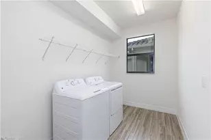 13852 Luna Dr, Naples, FL 34109 - Photo 25