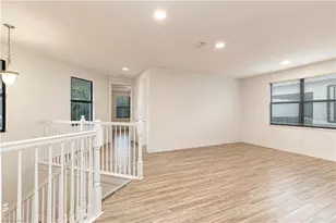 13852 Luna Dr, Naples, FL 34109 - Photo 15