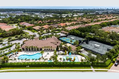 13852 Luna Dr, Naples, FL 34109 - Photo 29