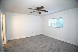 134 Cypress Way E, Naples, FL 34110 - Photo 5