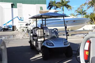 891 10th St S, Naples, FL 34102 - Photo 3