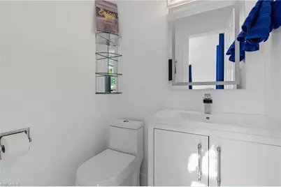 1280 Pine St, Naples, FL 34104 - Photo 9