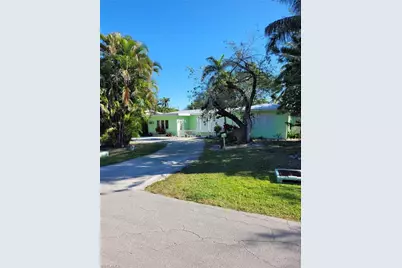 870 Forest Ave, Naples, FL 34102 - Photo 1