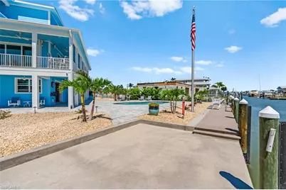 730 Matanzas Ct, Fort Myers Beach, FL 33931 - Photo 15