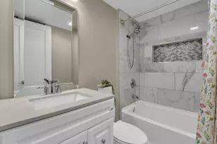 2180 Della Dr, Naples, FL 34117 - Photo 13