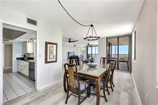 11 Bluebill Ave, Naples, FL 34108 - Photo 9