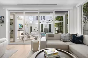 1021 6th St S, Naples, FL 34102 - Photo 9