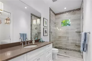 1021 6th St S, Naples, FL 34102 - Photo 21