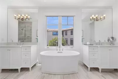 1021 6th St S, Naples, FL 34102 - Photo 37