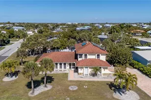 3730 Agate Ct, Sanibel, FL 33957 - Photo 1