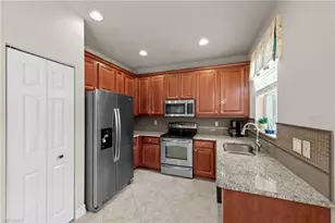 10555 Carolina Willow Dr, Fort Myers, FL 33913 - Photo 15