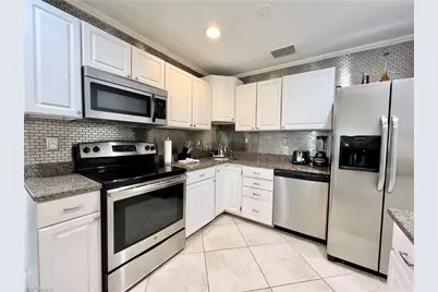 771 94th Ave N, Naples, FL 34108 - Photo 17