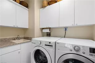 7515 Pelican Bay Blvd, Naples, FL 34108 - Photo 33