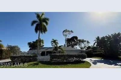 526 Eastwood Dr, Naples, FL 34110 - Photo 1