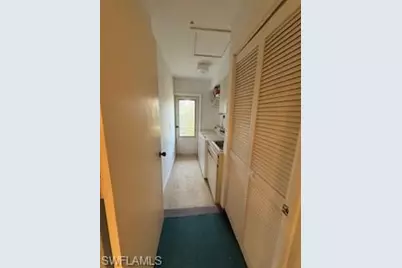 526 Eastwood Dr, Naples, FL 34110 - Photo 11