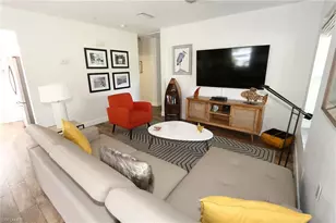 714 11th St N, Naples, FL 34102 - Photo 5