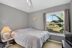 1105 SW 11th Pl, Cape Coral, FL 33991 - Photo 15