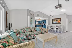 1105 SW 11th Pl, Cape Coral, FL 33991 - Photo 5